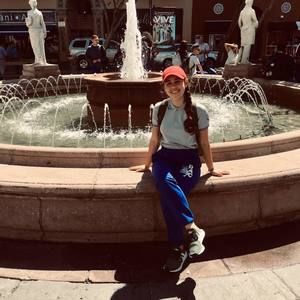 Meet your Posher, Anelys m.